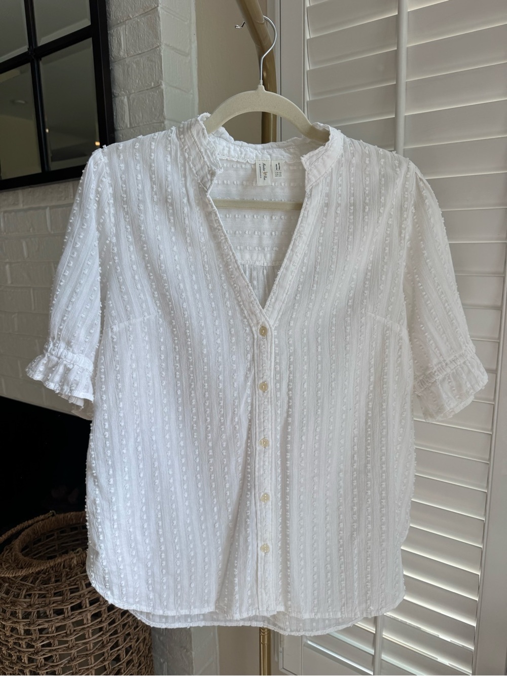 Anthropologie Meadow Rue White French Dot Pintuck Buttondown Blouse - Picture 1 of 2